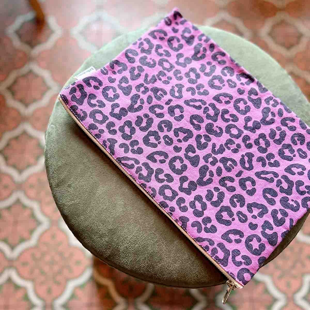 Rose in April Lili Handbag, Leo Orchid