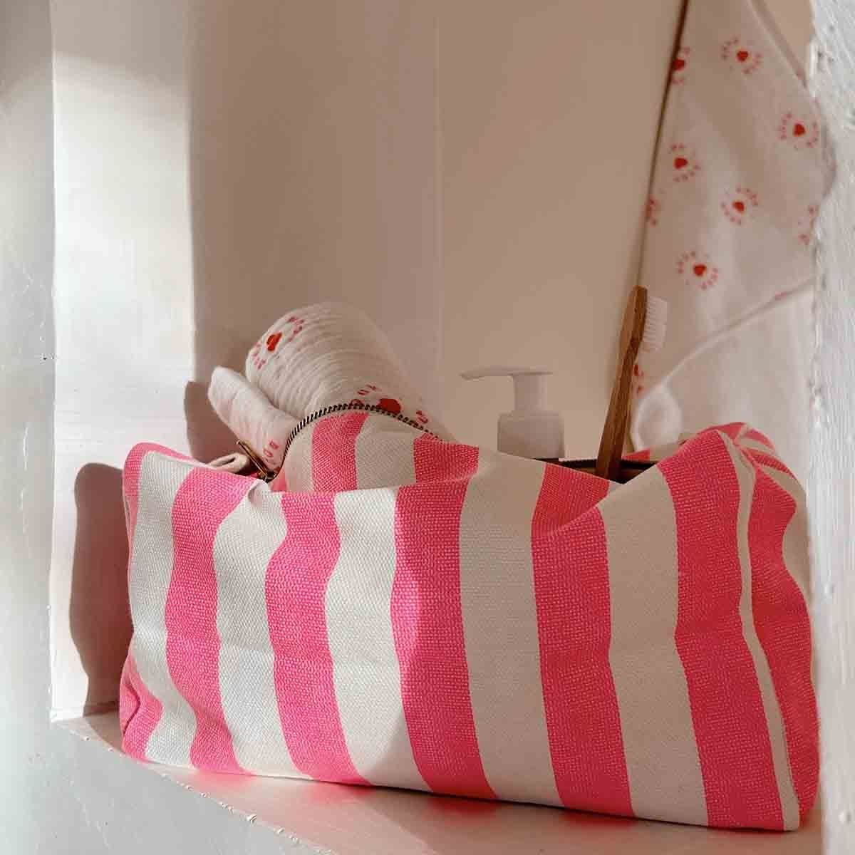 Rose in April Vic Wash Bag, Stripes Ecru/ Neon pink