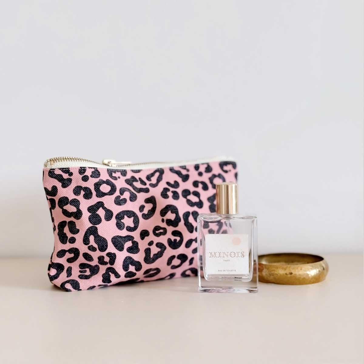 Rose in April Sofia Pouch, Strawberry